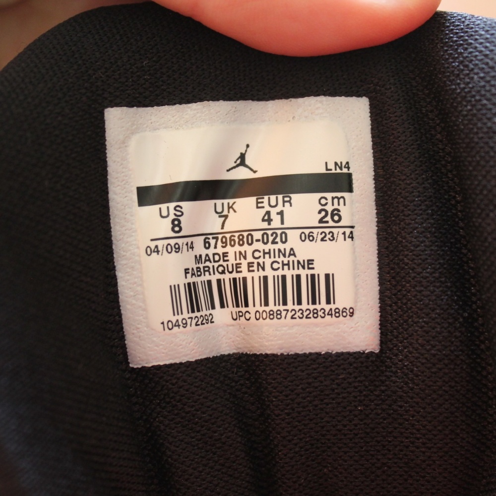 Black Jordans - Picture 8 of 8